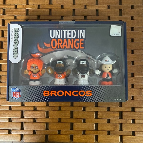 Little People Collector Denver Broncos Special Edition Set, 4 Figures - Picture 1 of 6